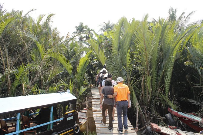 1-Day Mekong Delta Cai Rang Floating Market-Ancient House-Pancake - Food and the Vietnamese Pancake Moment You Actually Get to Participate In