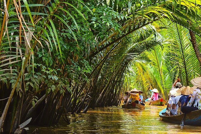 6-Day Vietnam Itinerary | Vibrant | Best 2026 South & Island - Day 1: From Tan Son Nhat to Cu Chi Tunnels (and a first dose of countryside)