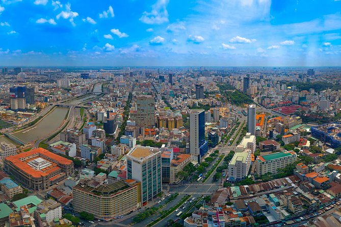 Bitexco Financial Tower: Saigon Skydeck General Admission Ticket - Bottled water and the top extras: what’s included and what to expect