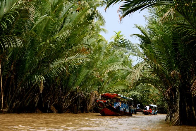 Cu chi Tunnel & Mekong Delta Full Day BBQ Lunch Lux Group 10 pax - Cu Chi Tunnels: Vietnam War History You Can Walk Through