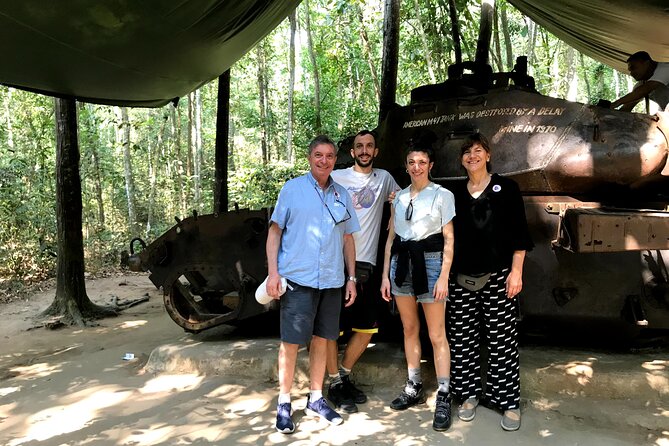 Cu Chi Tunnels - Cao Dai Temple and the Black Virgin Mountain - Private Tour - Cao Dai Temple: a short visit with big cultural meaning
