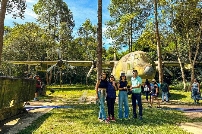 Explore Cu Chi Tunnels With Private Tour From Ho Chi Minh City - The 90-minute ride to Cu Chi: how to use the travel time