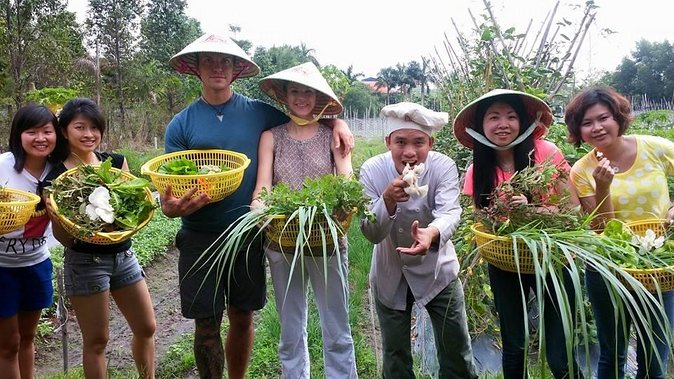 Explore Vietnamese Cuisine: Cooking Class from Ho Chi Minh City - Organic garden and farm harvest: learning nutrition from plants