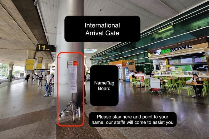 Fast Track VIP Service Tan Son Nhat Airport (Ho Chi Minh-Vietnam) - Mobile Ticket and Small Group Size: What That Means for You