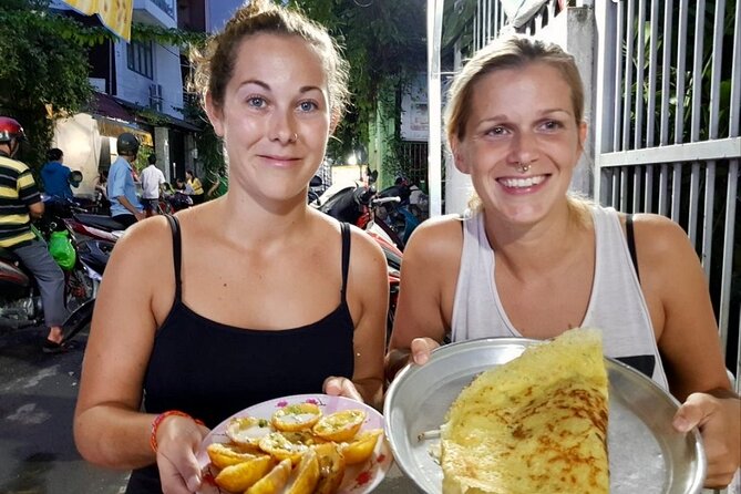 Female Rider | Street Food & Sightseeing By Motorbike - Chợ Lớn (District 5/6): biking Chinatown in Ho Chi Minh City