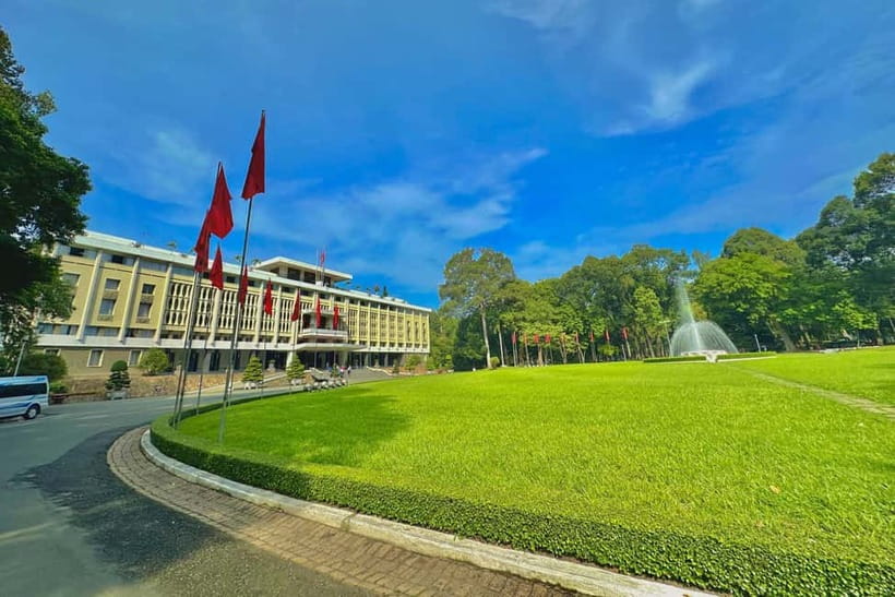 Free E-Sim War Remnants Museum & Independence Palace Tour - Key highlights you should care about