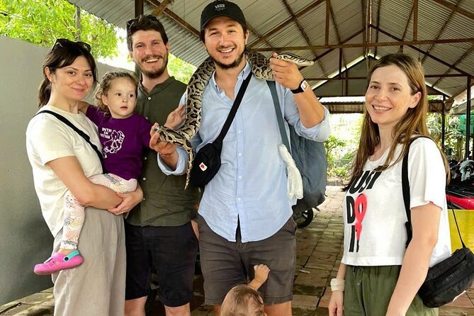 From Ho Chi Minh: Mekong Delta Can Tho Floating Market 2-Day Tour - Vinh Trang Pagoda: the calm start before the river rush