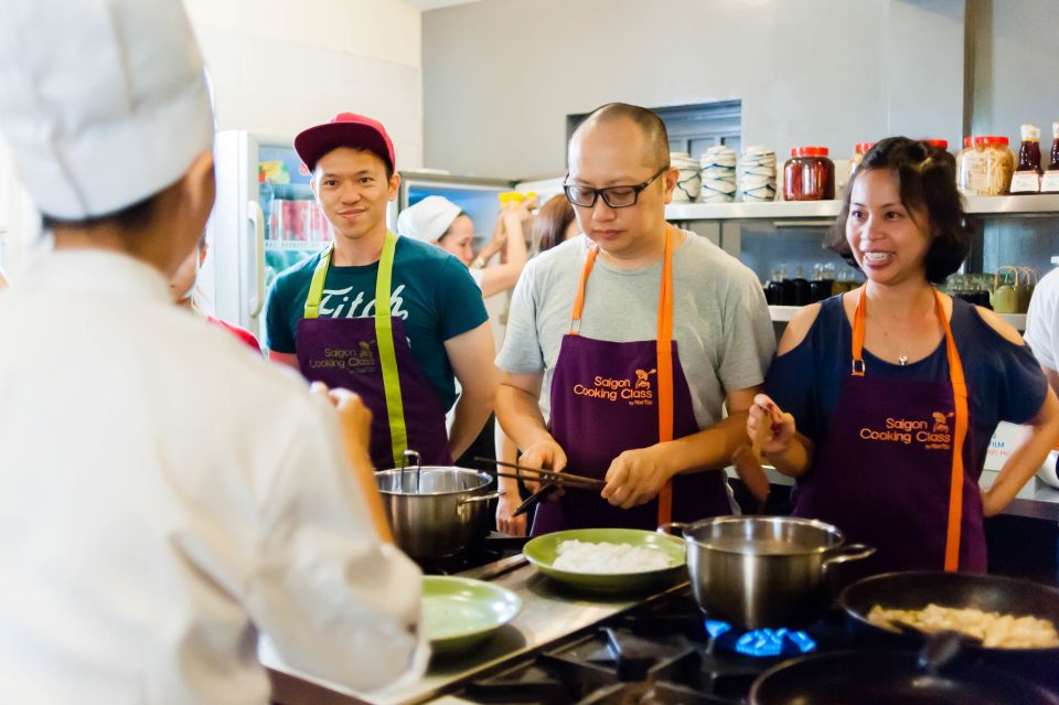 Hands-On Vietnamese Cooking Lesson in Small Group - Entering District 1: finding the kitchen and the vibe