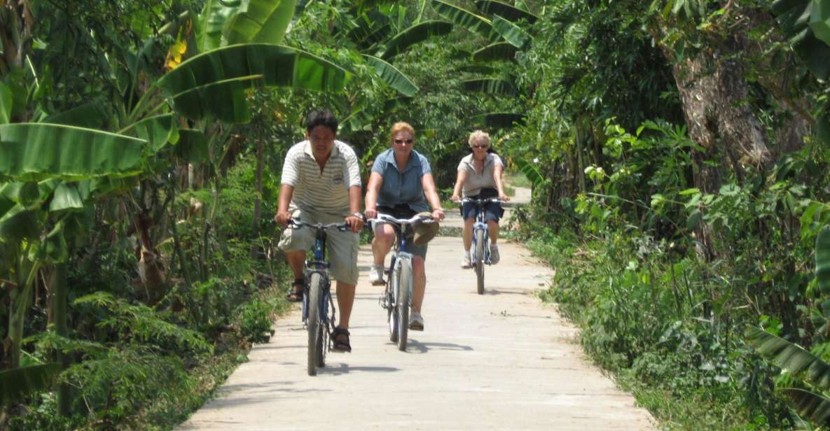 HCM: Mekong Delta, My Tho & Ben Tre Coconut Village - The morning drive: from Ho Chi Minh City to My Tho