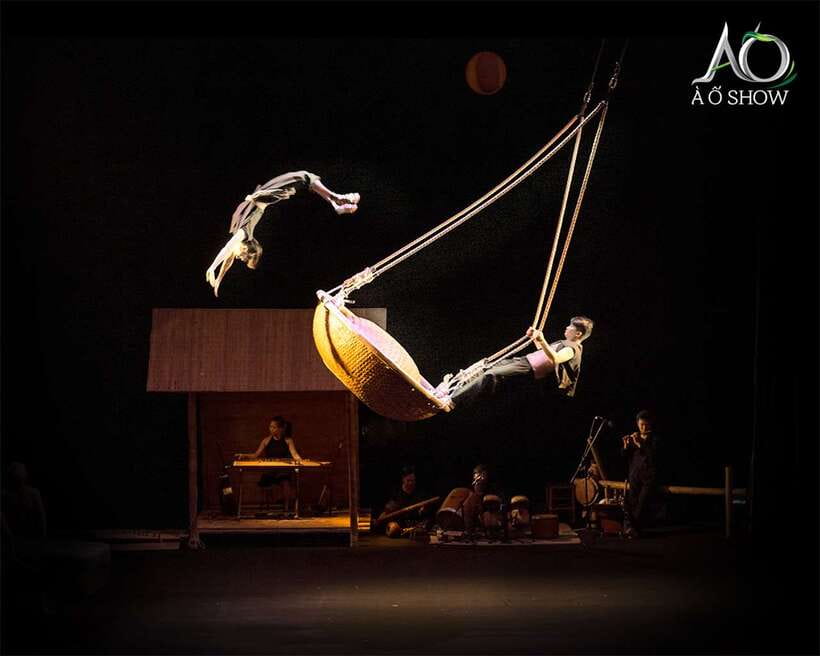 Ho Chi Minh: A O Show Bamboo Circus at Saigon Opera House - Welcome drink and pre-show timing: how to plan your arrival