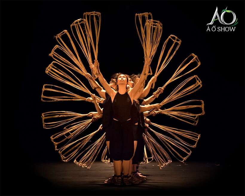 Ho Chi Minh: A O Show Bamboo Circus at Saigon Opera House - Acrobatics you can actually follow