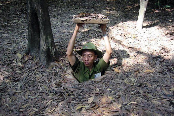 Ho Chi Minh City and Cu Chi Tunnels 1 Day | Option: Shooting Guns - Lunch set and a breather before the underground stretch