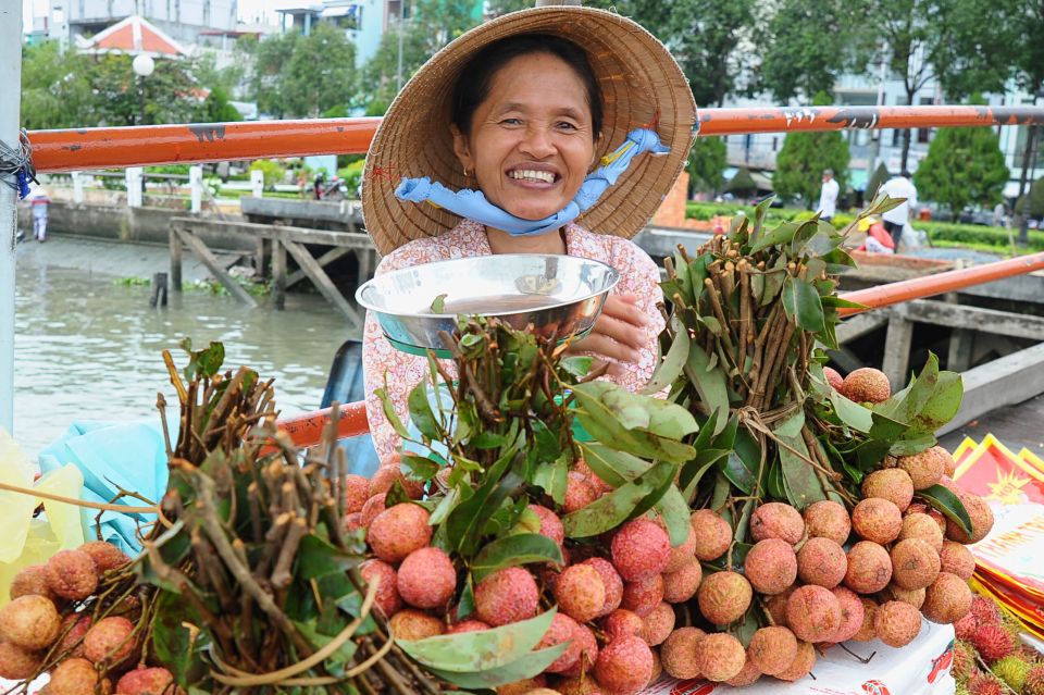 Ho Chi Minh City: Discover Mekong Delta & Coconut Village - From District 1 to the Delta: the day’s rhythm