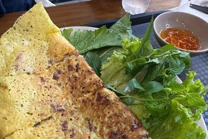 Ho Chi Minh City Food Tour with 8+ Authentic Local Tastings - Ben Nghe Street Food: first bites and market energy