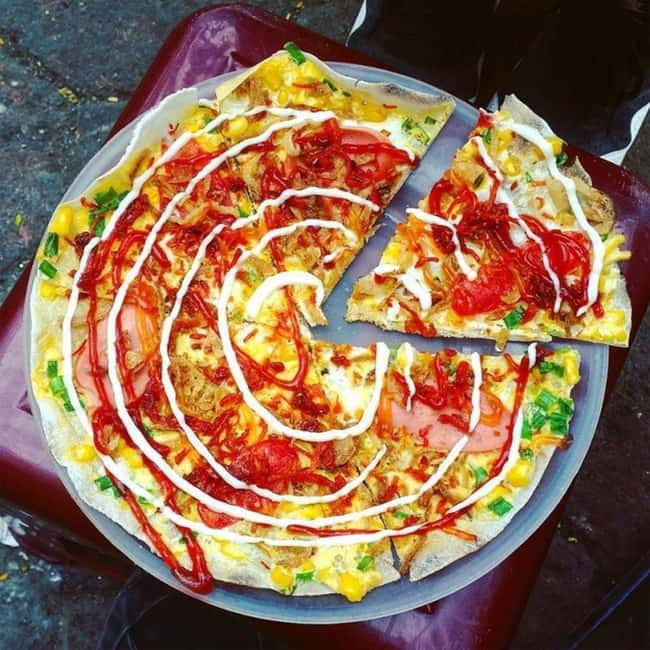 Ho Chi Minh City: Hidden Gems Street Food Walking Tour - Vinh Khanh at night: street-food energy without the guessing game