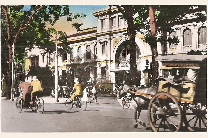 Ho Chi Minh City: Highlights & Hidden Gems - Free Walking Tour - Pittman Apartments: the 1975 helicopter evacuation story