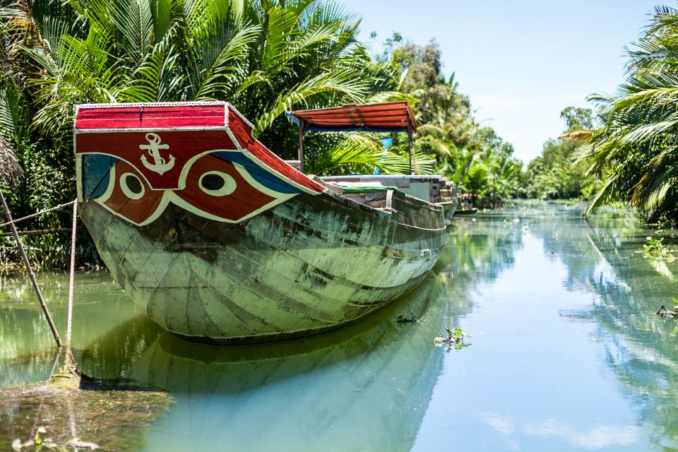 Ho Chi Minh City: Mekong Delta Full-Day Speedboat Tour - Thu Thua Market: local produce, fish, and the heat check