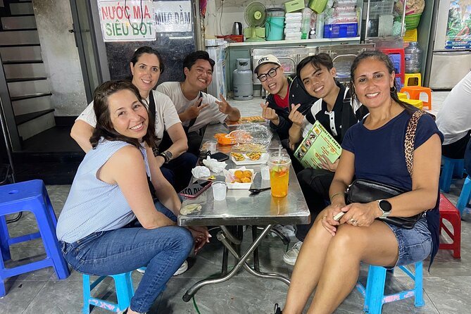 Ho Chi Minh city: Michelin-Recognized Food Tour with Local Expert - Stop 1: Ky Đồng’s chicken noodle soup (Phở Miến gà Kỳ Đồng)