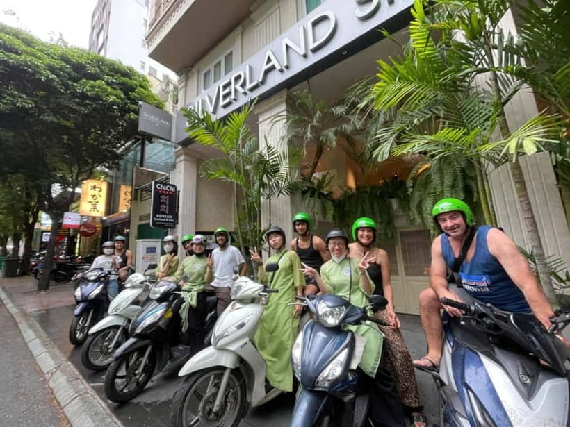 Ho Chi Minh City: Motorbike Street Food Tour - 12 Tastings - Chuối Nướng: Grilled banana sticky rice cake (and why it’s more than dessert)