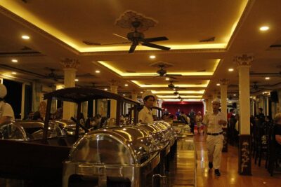 Ho Chi Minh City Night Light - Dinner on Cruise Luxury - Saigon River at night: panoramic views plus a real dinner