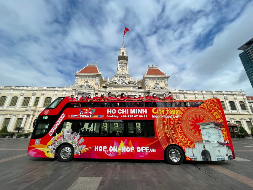 Ho Chi Minh City: Panoramic City Bus Tour - Bui Vien and Pham Ngu Lao: nightlife streets, seen without committing