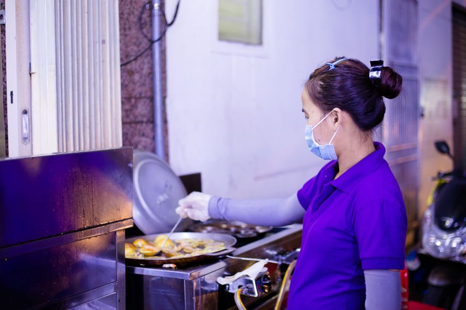 Ho Chi Minh City: Private Street Food Motorbike Tour - Safety, helmets, and camera habits in real traffic