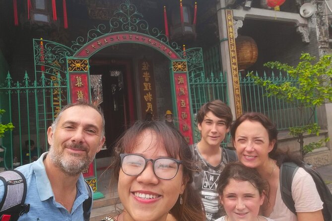 Ho Chi Minh City private walking tours with young local volunteers - Why Private, Student-Led Walking Tours Work in Ho Chi Minh City