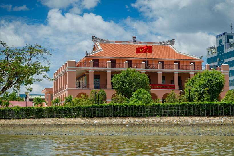 Ho Chi Minh City: Saigon River Boutique Cruise - Your Cruise Route: From Nguyen Hue Views to Bitexco and Beyond