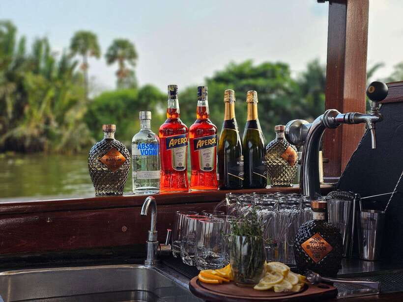 Ho Chi Minh City: Saigon River Boutique Cruise - Food and Drinks Onboard: Simple, Convenient, Not a Meal Cruise