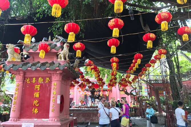 Ho Chi Minh City Sightseeing, midnight, Shopping tours by scooter - Why a scooter tour at night works in Ho Chi Minh City