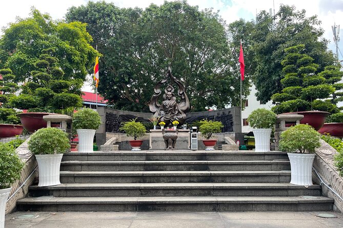 Ho Chi Minh City Sightseeing, midnight, Shopping tours by scooter - Drop-off spots that help you keep moving
