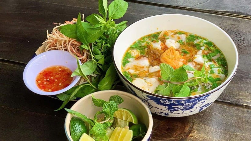 Ho Chi Minh City: Walking Food Tour with 13 Tastings - Key highlights that make this food tour worth your time