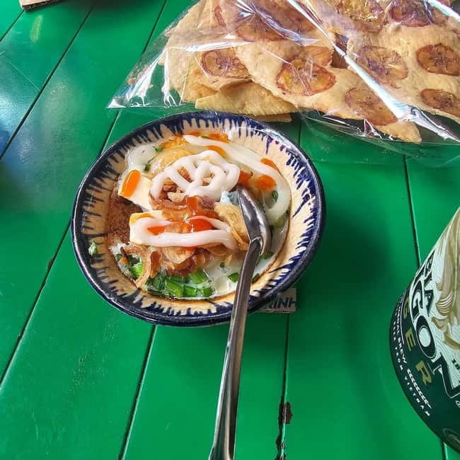 Ho Chi Minh: Original Walking Street Food Tour with Foodies - Why the guides matter: energy, English, and street-smart safety