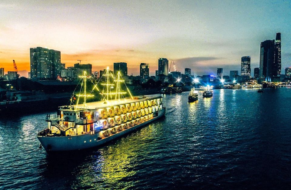 Ho Chi Minh: Private City Tour and Dinner Cruise with Buffet - Who should book this Saigon night tour