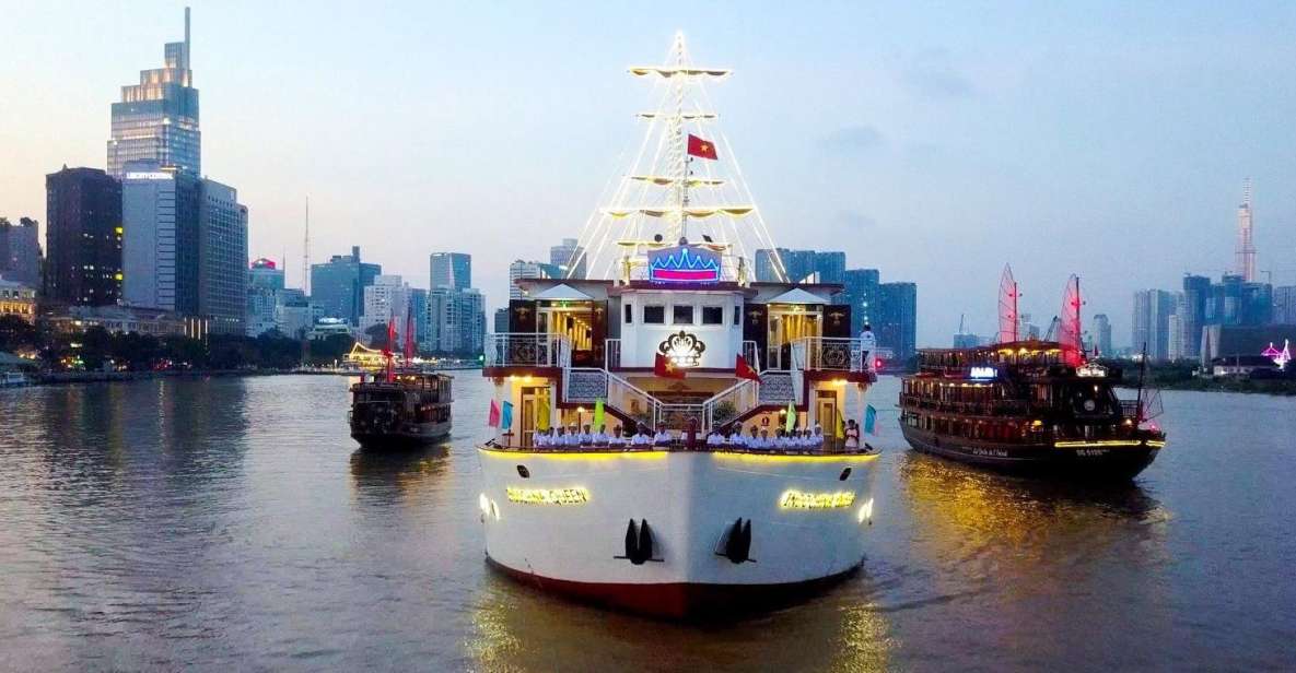 Ho Chi Minh: Private City Tour and Dinner Cruise with Buffet - Cyclo night tour: classic landmarks, slower pace