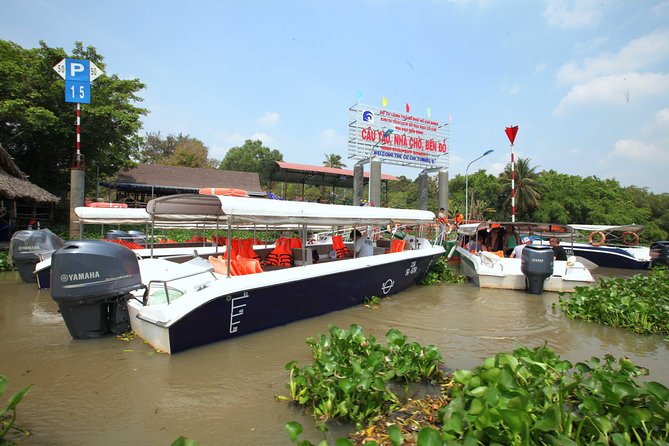 Luxury Speedboat 2 Ways from Ho Chi Minh city to Cu Chi Tunnels - Cu Chi Tunnels in Practice: Traps, Wartime Spaces, and a Crawl-Through