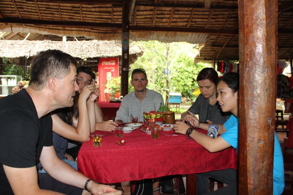 Mekong Delta 2 Days: Floating Markets & Cultural Exploration - Cai Be Canals and the Old Floating Market Site: Trading Past and Present