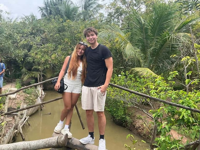 Mekong Delta 2 Days: Floating Markets & Cultural Exploration - Noodles and Khmer Architecture: The Munir Ansay Pagoda Stop