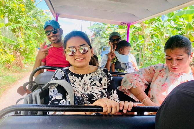 Mekong Delta Boat Tour - Vinh Trang Temple: the calm pause before the river