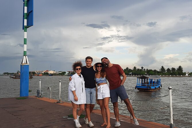 Mekong Delta Full Day Trip - My Tho & Ben Tre - Small Group Tour - My Tho: motorboat to Tortoise Islet and folk music on the water