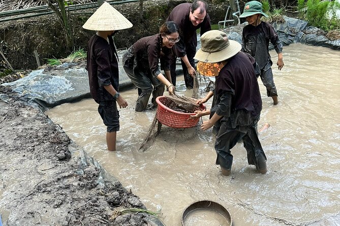 Mekong Delta Homestay Explore Nature 2-Day Family Tiny Garden - Local market, coffee, and breakfast: the rhythm without the rush