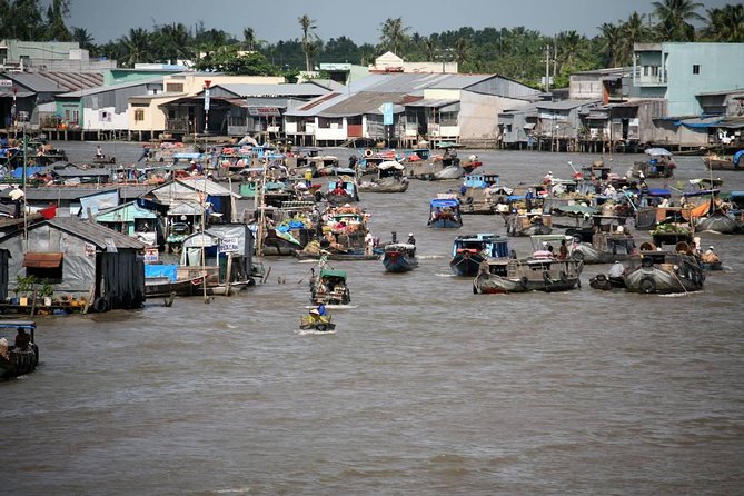 Mekong Delta Tour Full Day Cai Be-Vinh Long - The canal maze: where the scenery turns into real life