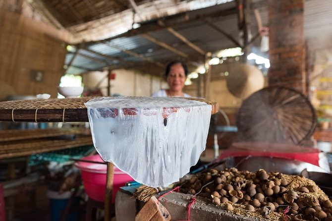 Private 2-Day Tour: Ho Chi Minh City to Cambodia by Mekong River - Meals and snacks: what’s included, and how to avoid surprises