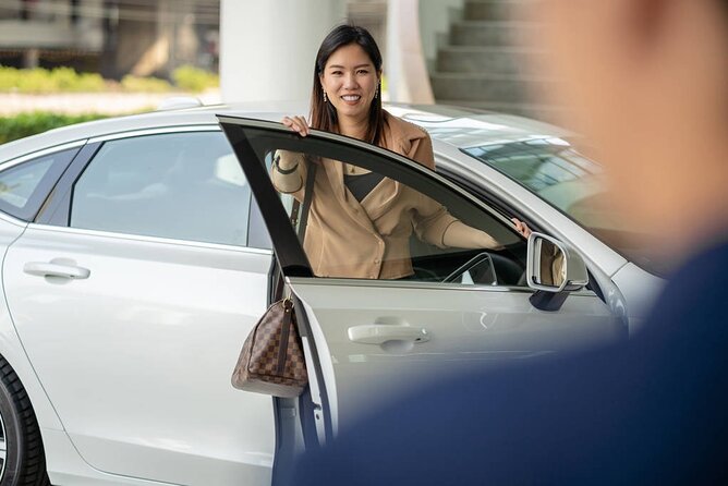 Private Departure Transfer: Ho Chi Minh City Hotels to Tan Son Nhat Airport - Should you book this Ho Chi Minh City to Tan Son Nhat transfer?