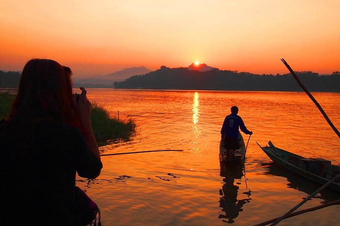 PRIVATE Luxury Sunset Mekong Afternoon trip from HCM city - Coconut Candy Village: Sweet Culture With a Real Utility