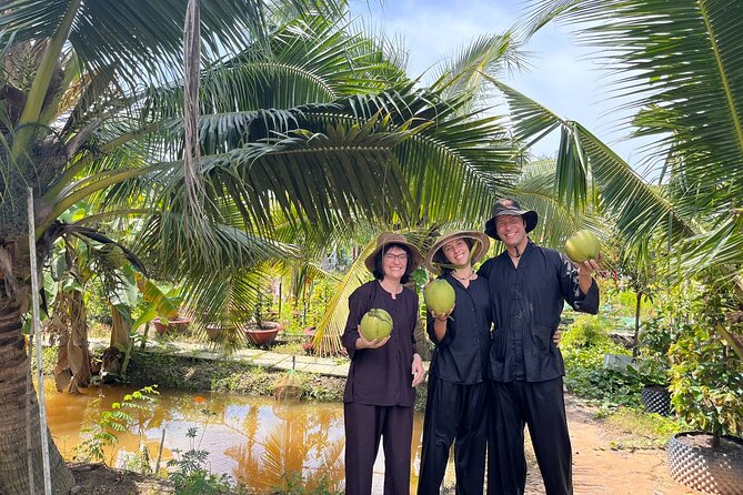 PRIVATE Mekong Delta 1 Day with Kayaking, Biking & Cooking - Cycling and kayaking: the most hands-on way to see the Delta
