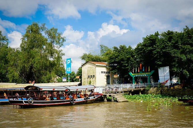 Private Mekong Delta tour to Cai Be – Tan Phong island full day - From Ho Chi Minh City pickup to Tan An rice fields