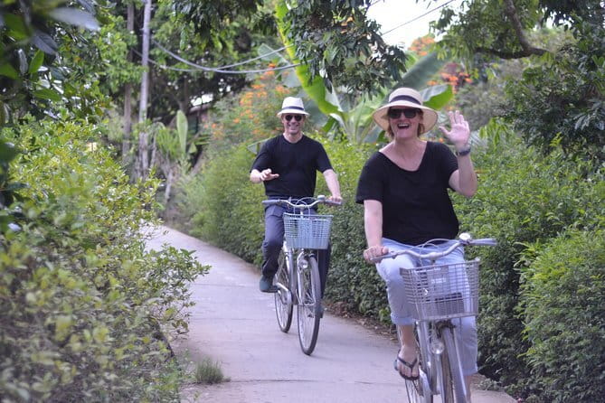 Private Mekong Delta tour to Cai Be – Tan Phong island full day - Canal time and the pacing between stops
