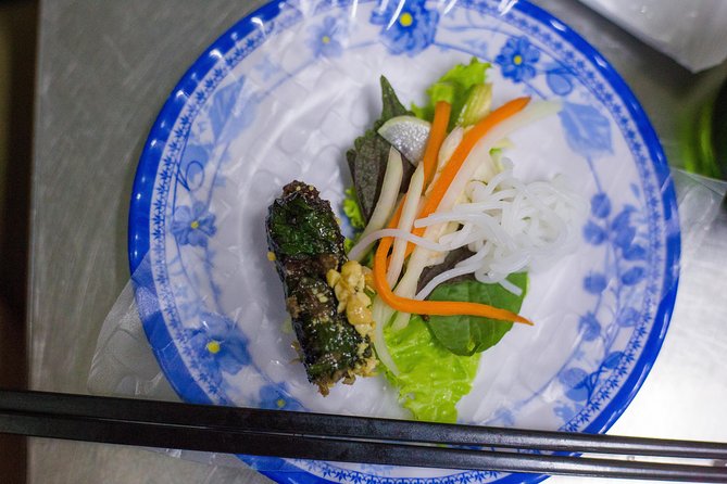 Private Street Food Evening Walking Tour in Ho Chi Minh City - Safety, hygiene, and handling the reality of street food