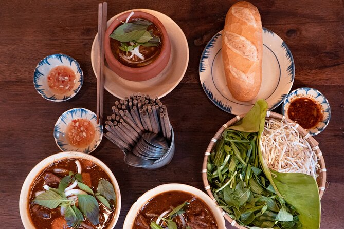 Private Street Food Motorbike Tour in Ho Chi Minh City - Stop 1: Street Food Man Start in District 3 (And How Night Food Gets Its Meaning)